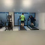 3-Bedroom - Sleeps 7 - With Gym